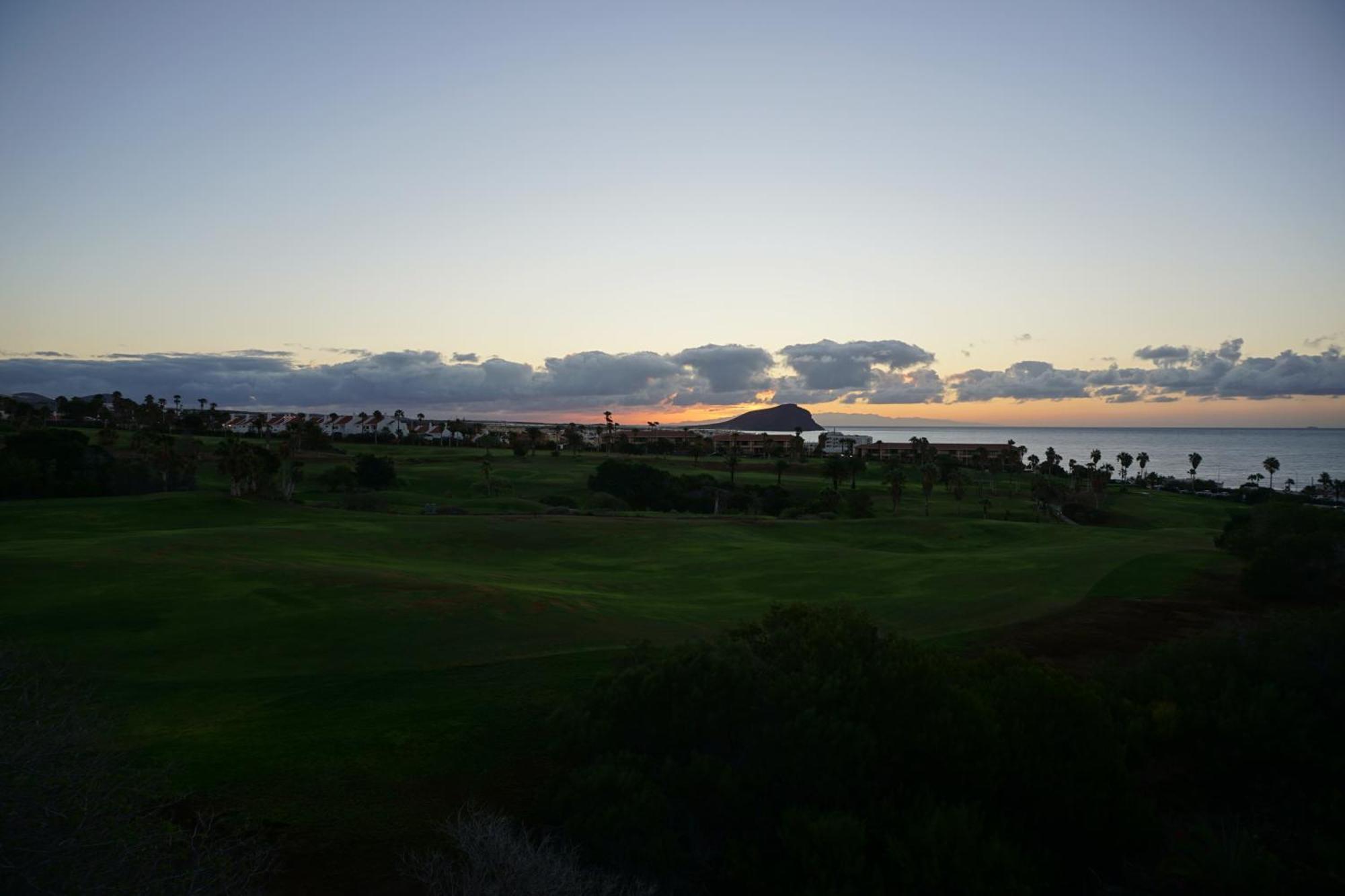 Golf Del Sur Apartment - Magnificent Panorama Of The Ocean, El Teide, And Montana Roja Σαν Μιγκέλ ντε Αμπόνα Εξωτερικό φωτογραφία